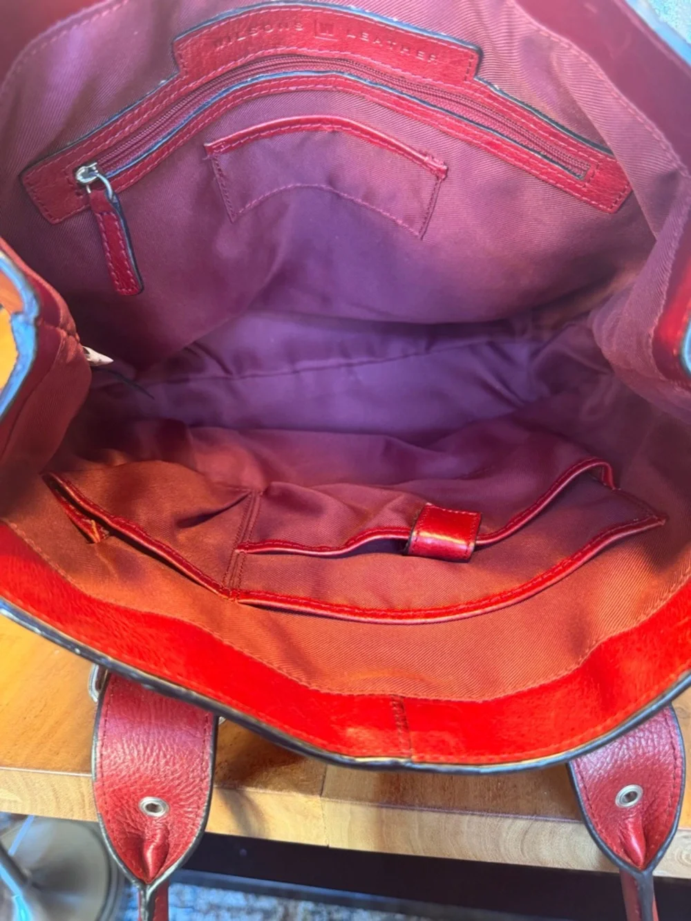 Wilson’s Leather office siren Y2K style red leather shoulder bag silver (GUC) - Picture 17 of 17